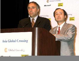 Global Crossing to tie up with Microsoft, Softbank